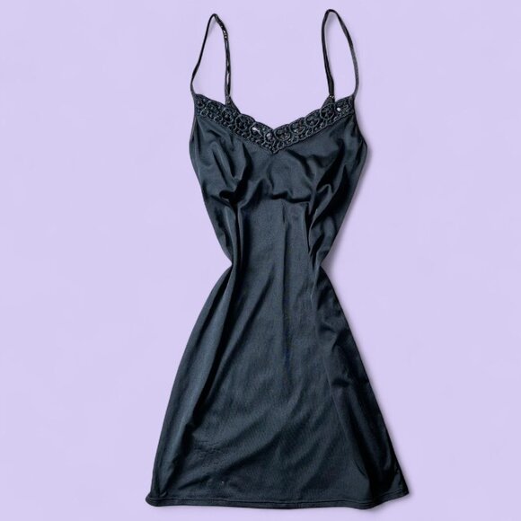 Vintage Late 80s / Early 90s Olga Black Mini Slip Dress – Size 34 (US 4) - Picture 1 of 8